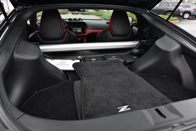 Nissan Z Vehicle Image 26
