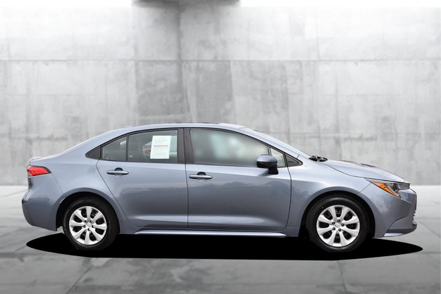 Toyota Corolla Vehicle Image 05