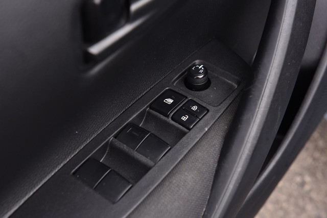 Toyota Corolla Vehicle Image 09