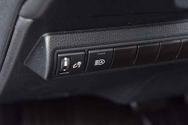 Toyota Corolla Vehicle Image 10