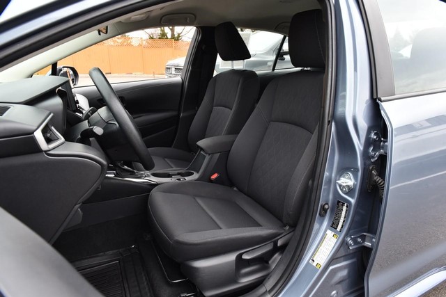 Toyota Corolla Vehicle Image 16