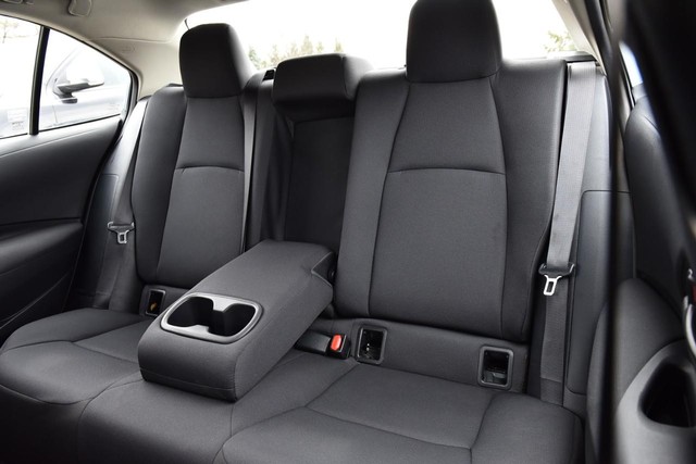 Toyota Corolla Vehicle Image 18