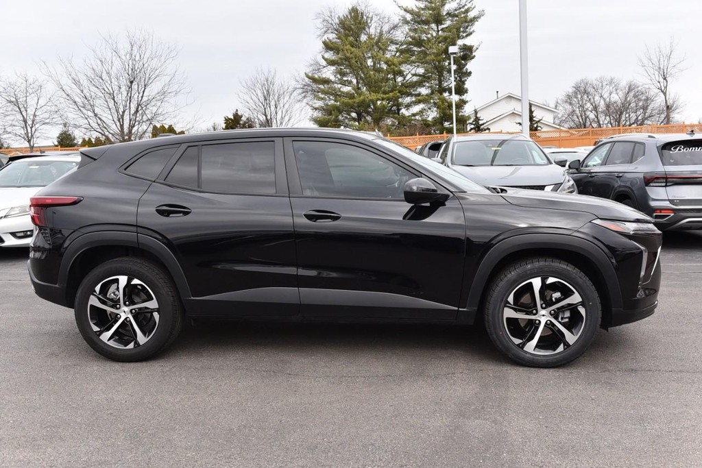 Chevrolet Trax Vehicle Full-screen Gallery Image 5