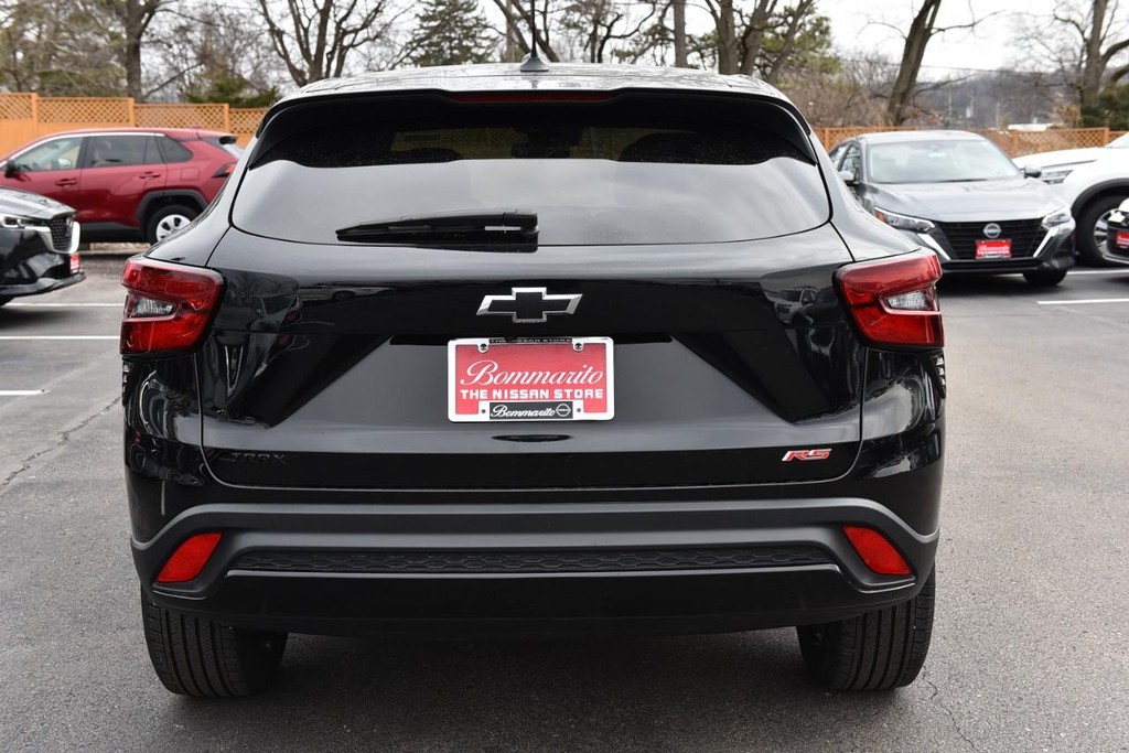 Chevrolet Trax Vehicle Full-screen Gallery Image 6