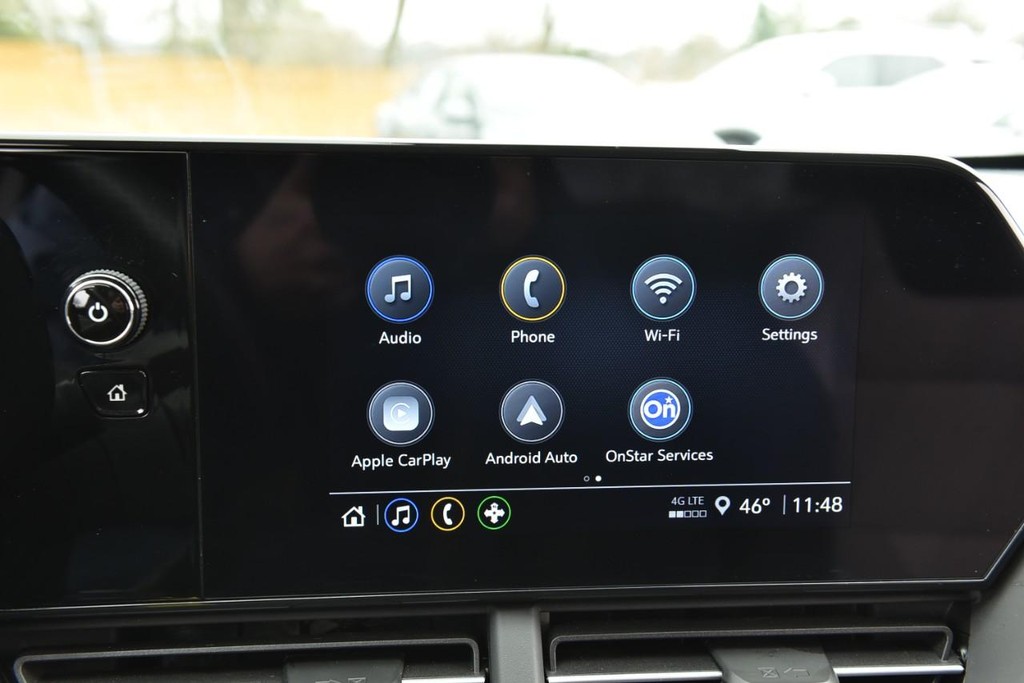 Chevrolet Trax Vehicle Full-screen Gallery Image 14