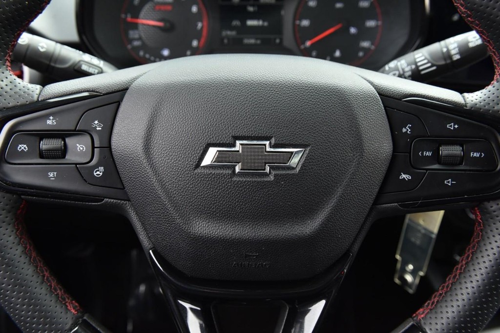 Chevrolet Trax Vehicle Full-screen Gallery Image 18