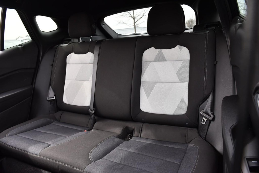 Chevrolet Trax Vehicle Full-screen Gallery Image 22