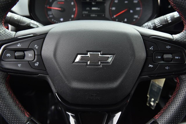 Chevrolet Trax Vehicle Full-screen Gallery Image 18