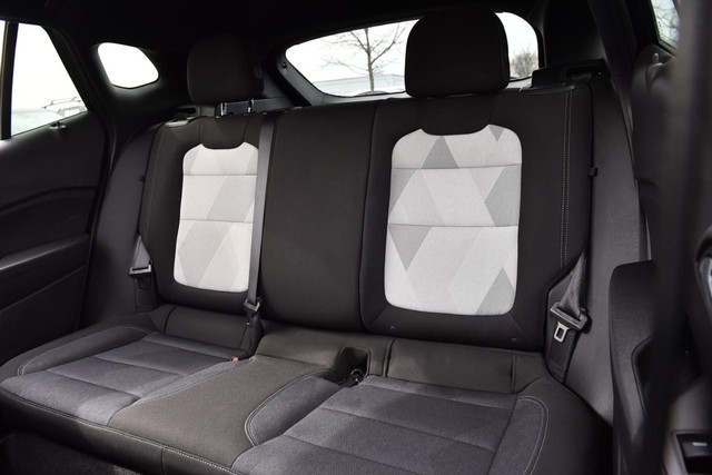 Chevrolet Trax Vehicle Full-screen Gallery Image 22