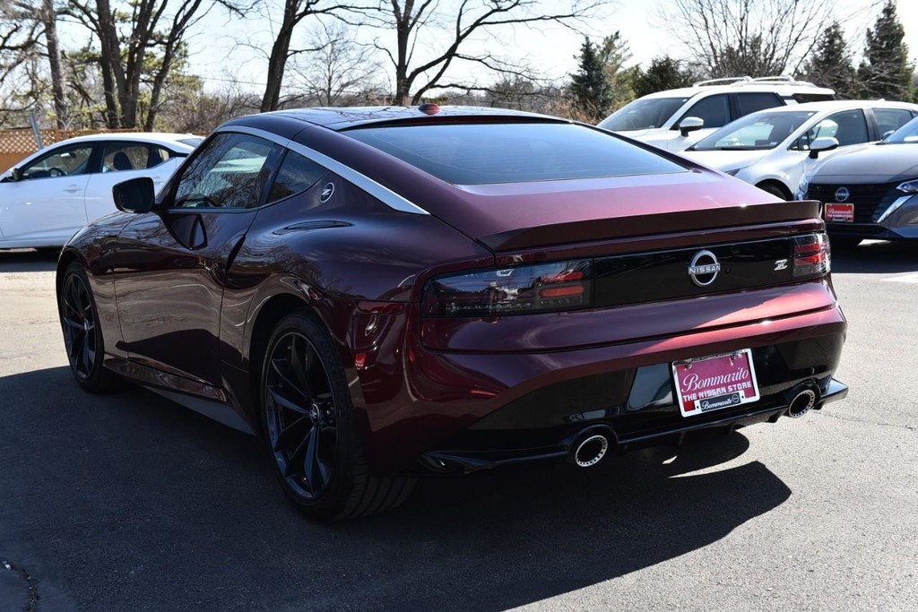 Nissan Z Vehicle Image 07