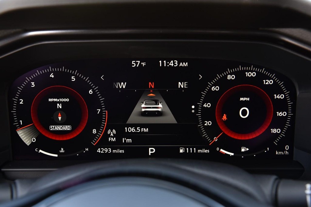 Nissan Z Vehicle Image 13