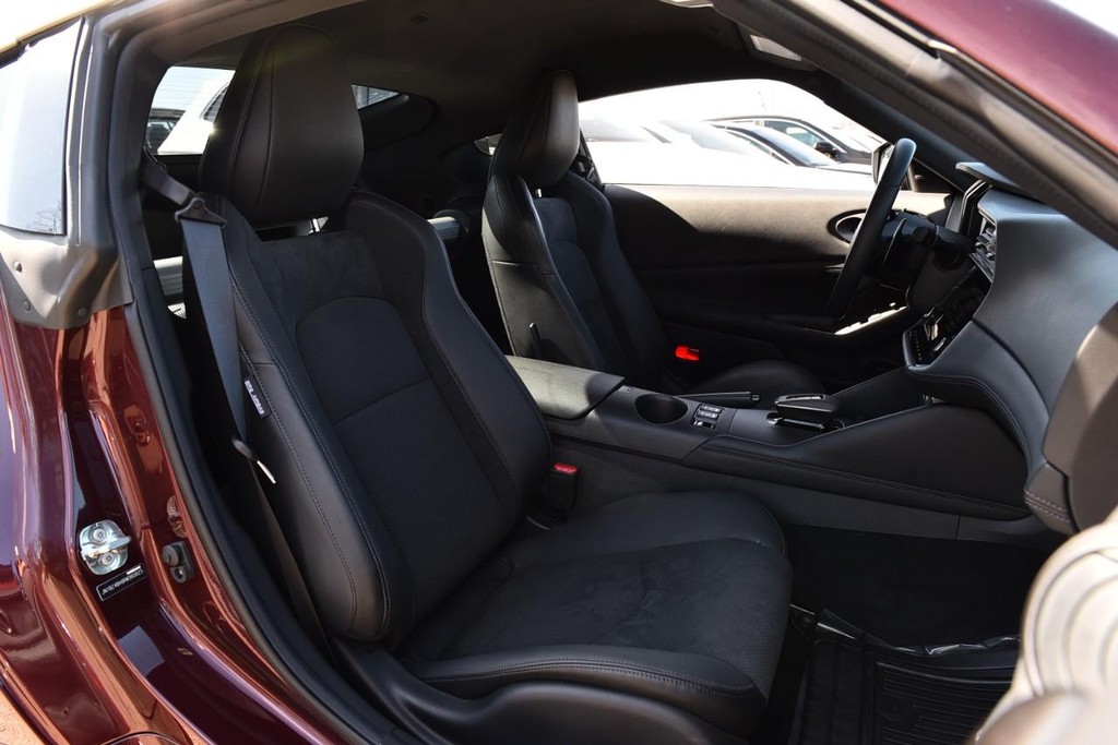 Nissan Z Vehicle Image 23