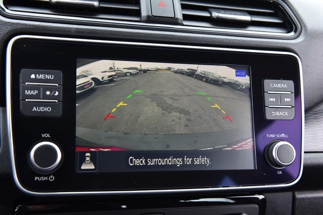 Nissan LEAF Vehicle Image 15