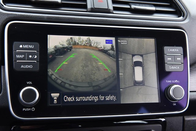 Nissan LEAF Vehicle Image 16