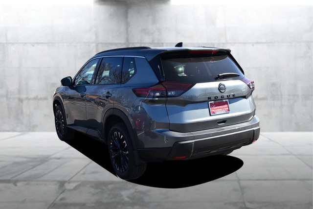 Nissan Rogue Vehicle Image 07