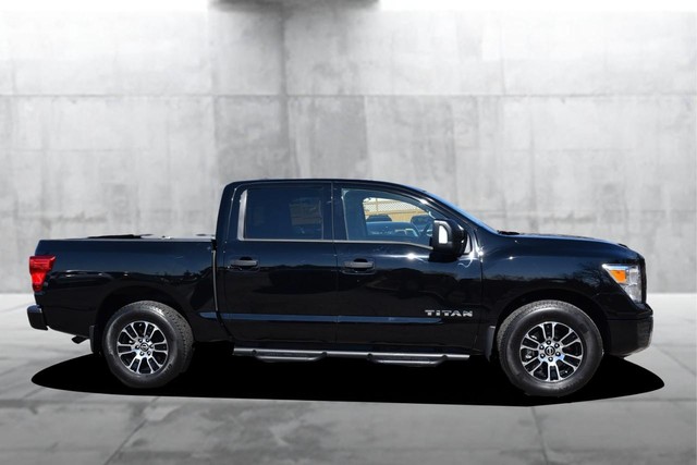 Nissan Titan Vehicle Image 05