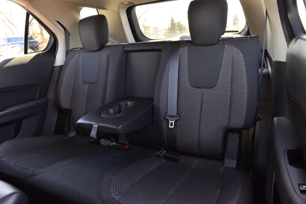 Chevrolet Equinox Vehicle Image 18