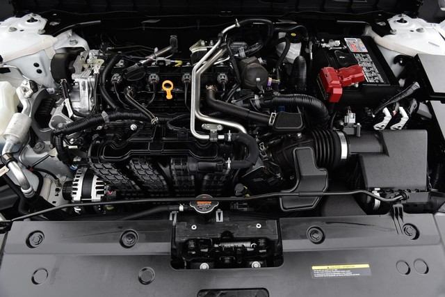 Nissan Altima Vehicle Image 24