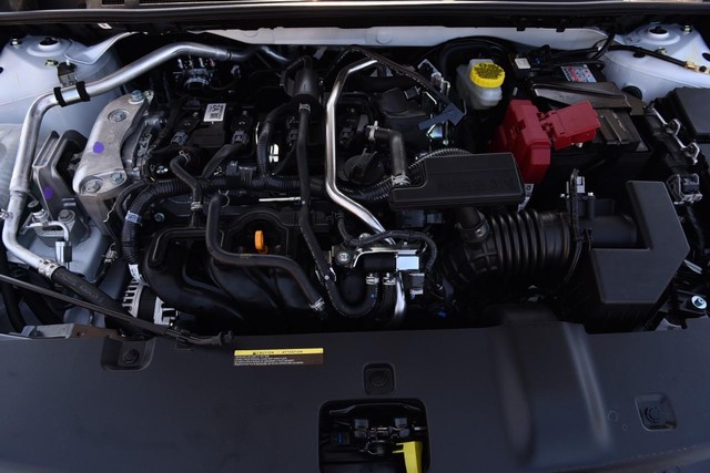 Nissan Sentra Vehicle Image 27