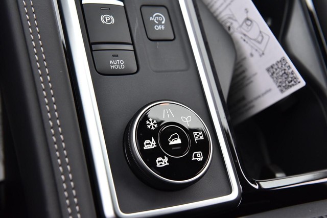 Nissan Pathfinder Vehicle Image 22