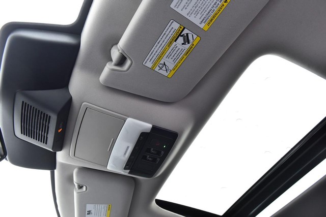 Nissan Pathfinder Vehicle Image 26