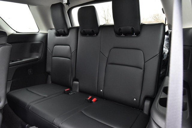 Nissan Pathfinder Vehicle Image 30