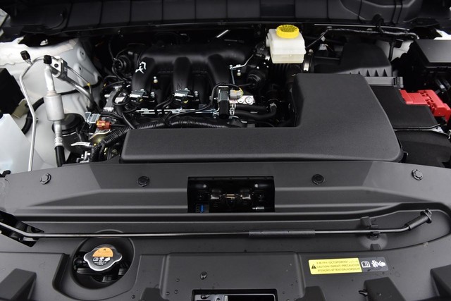 Nissan Pathfinder Vehicle Image 33