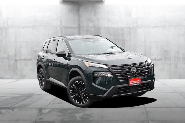 Nissan Rogue Vehicle Image 02