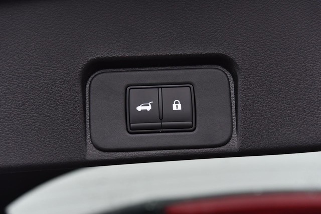 Nissan Rogue Vehicle Image 29
