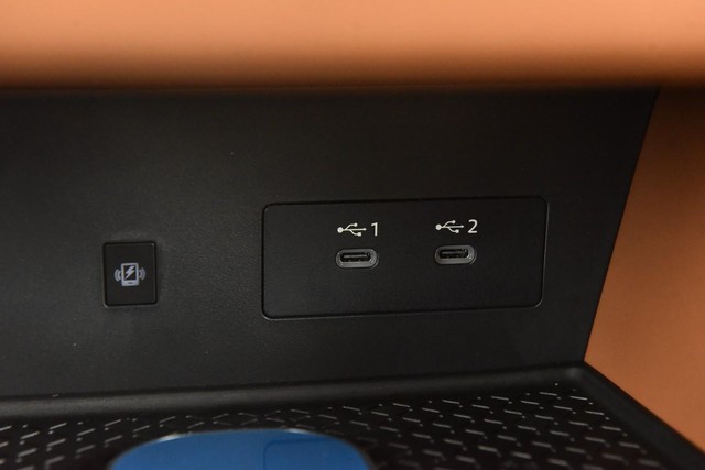 Nissan Pathfinder Vehicle Image 21