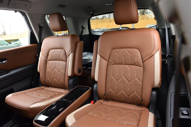 Nissan Pathfinder Vehicle Image 27