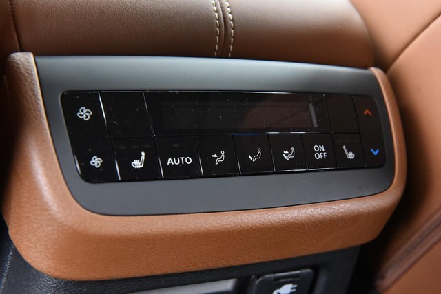 Nissan Pathfinder Vehicle Image 28