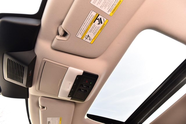 Nissan Pathfinder Vehicle Image 27