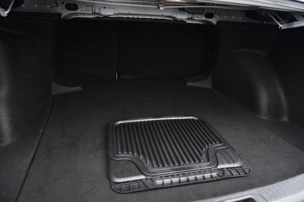 Toyota Corolla Vehicle Image 20