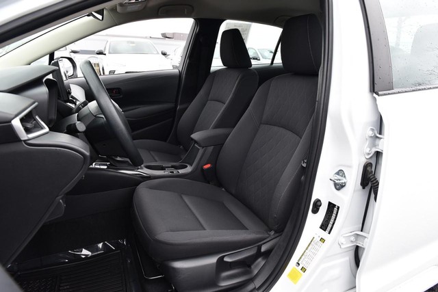 Toyota Corolla Vehicle Full-screen Gallery Image 16