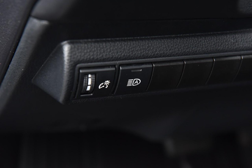 Toyota Corolla Vehicle Image 10