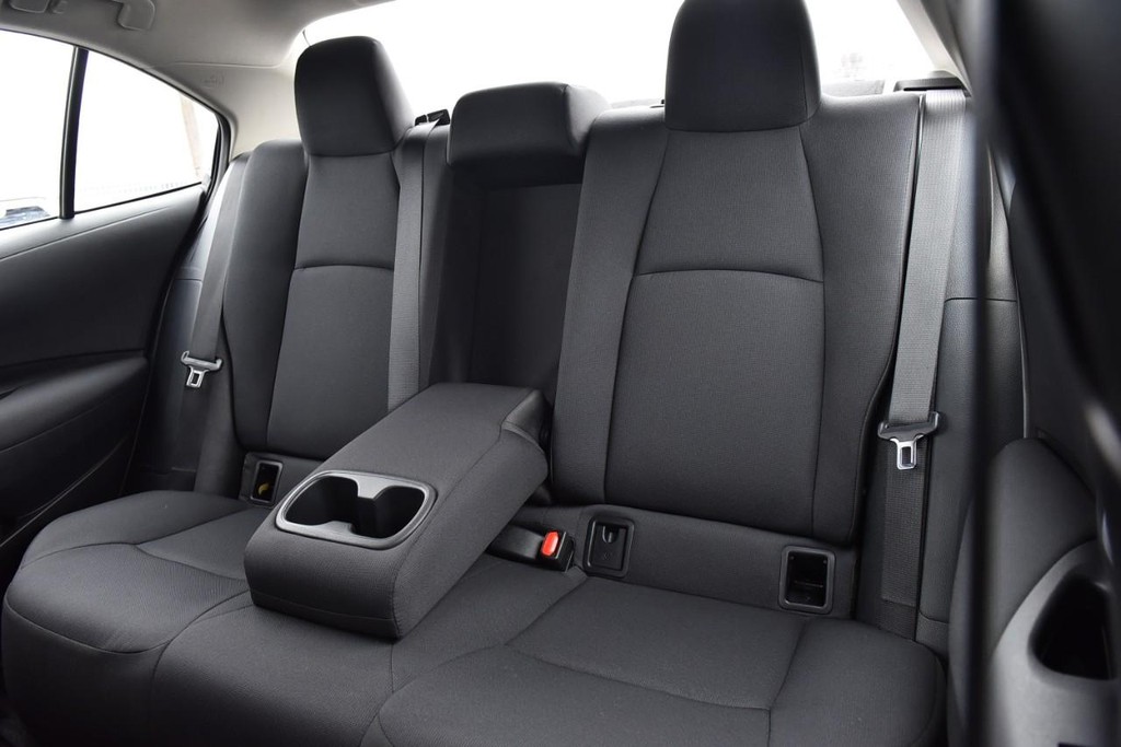 Toyota Corolla Vehicle Image 18