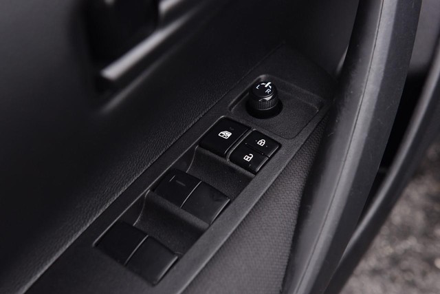 Toyota Corolla Vehicle Full-screen Gallery Image 9