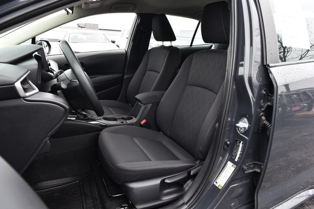 Toyota Corolla Vehicle Full-screen Gallery Image 16