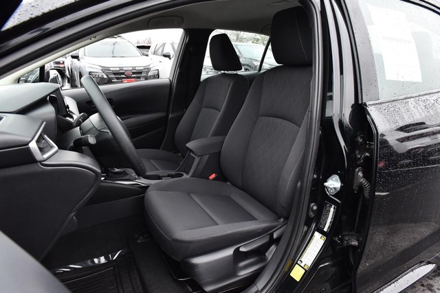 Toyota Corolla Vehicle Image 16