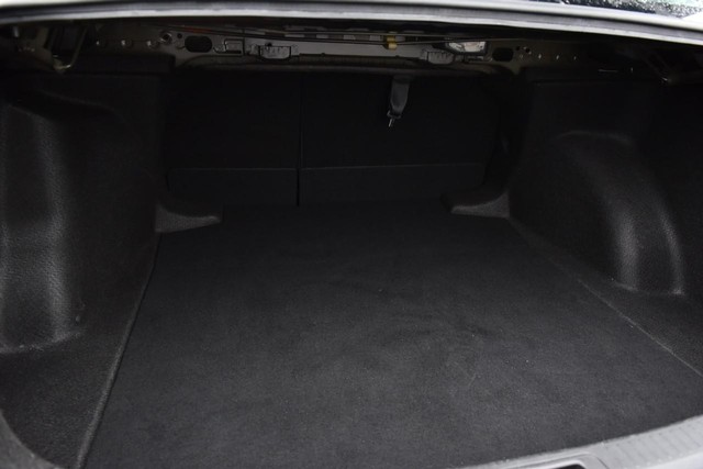 Toyota Corolla Vehicle Image 20