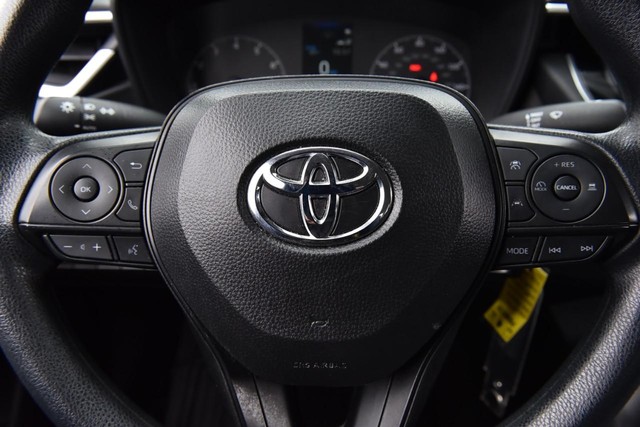 Toyota Corolla Vehicle Full-screen Gallery Image 15