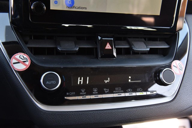 Toyota Corolla Vehicle Image 14