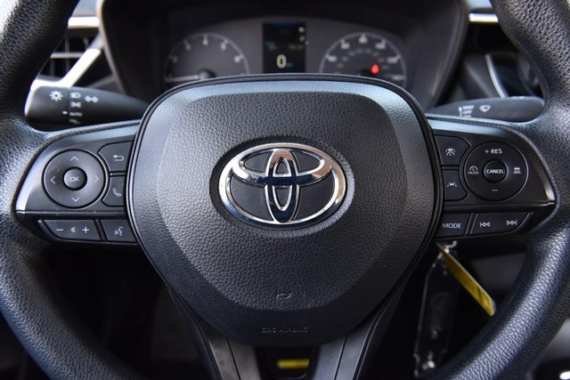 Toyota Corolla Vehicle Image 15