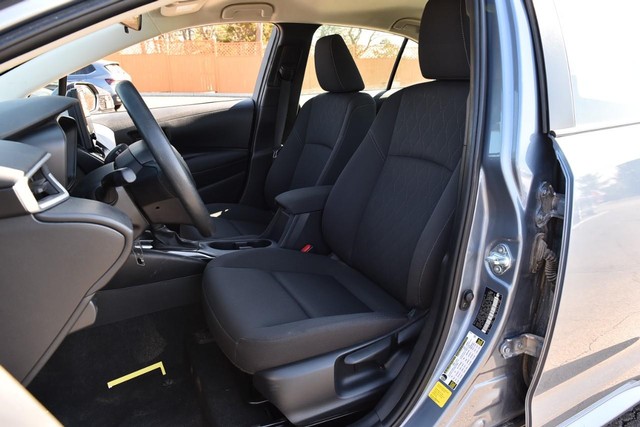 Toyota Corolla Vehicle Image 16