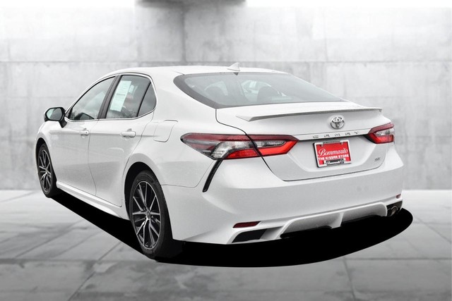 Toyota Camry Vehicle Image 07