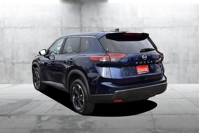 Nissan Rogue Vehicle Image 07