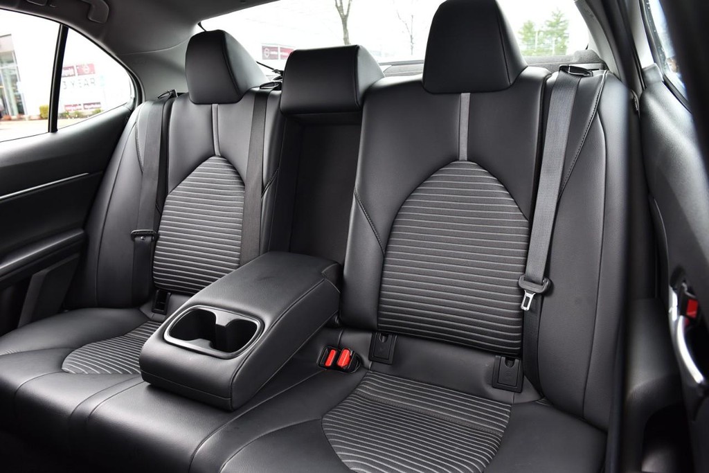 Toyota Camry Vehicle Image 20