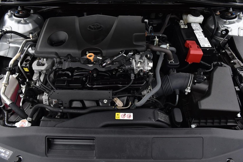 Toyota Camry Vehicle Image 22