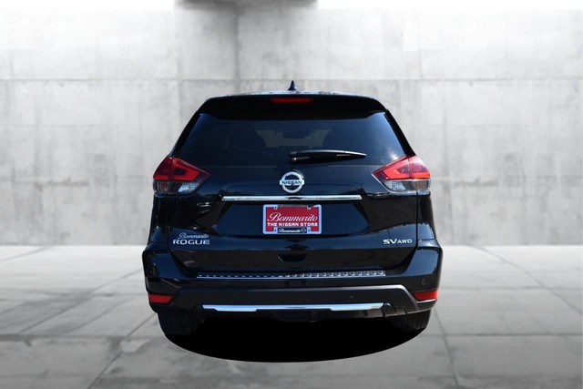 Nissan Rogue Vehicle Image 06
